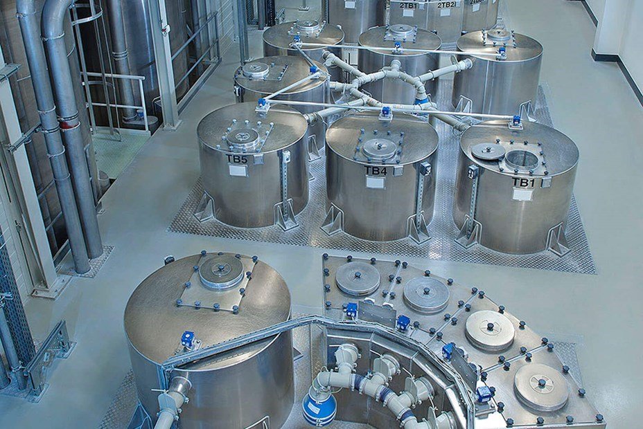 塑料成型加工工厂生产线