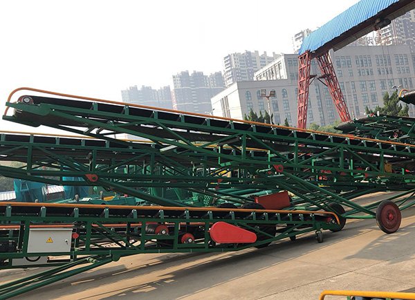 移动升降皮带机