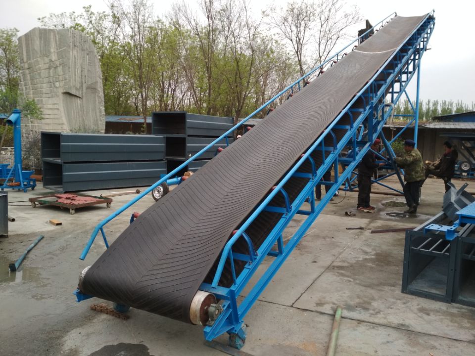 HQ69型移动式带式输送机