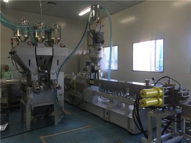 高扭矩双螺旋挤出机