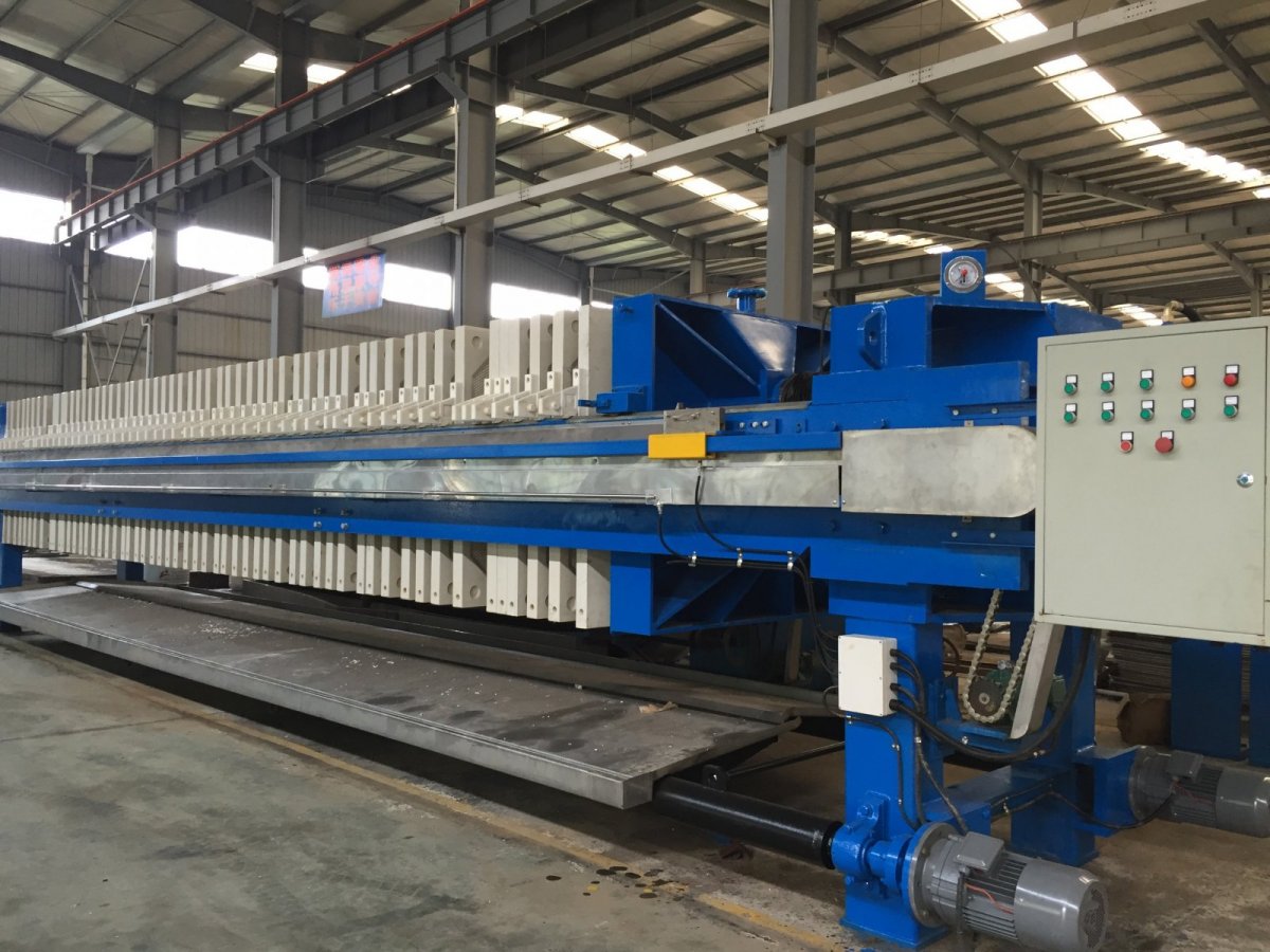 浙江金鸟   厢式1500型双油杠隔膜压滤机