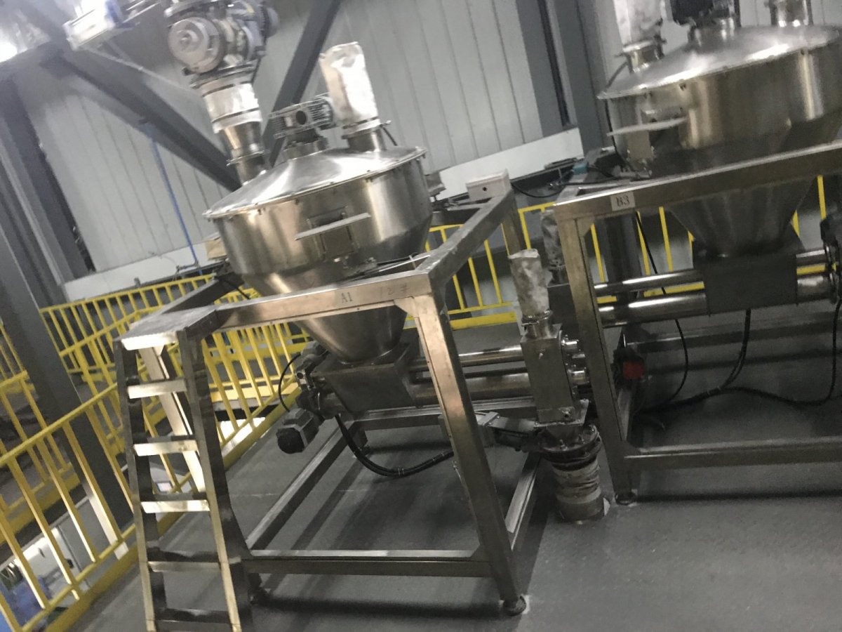 罗茨风机：配套称重配料生产线