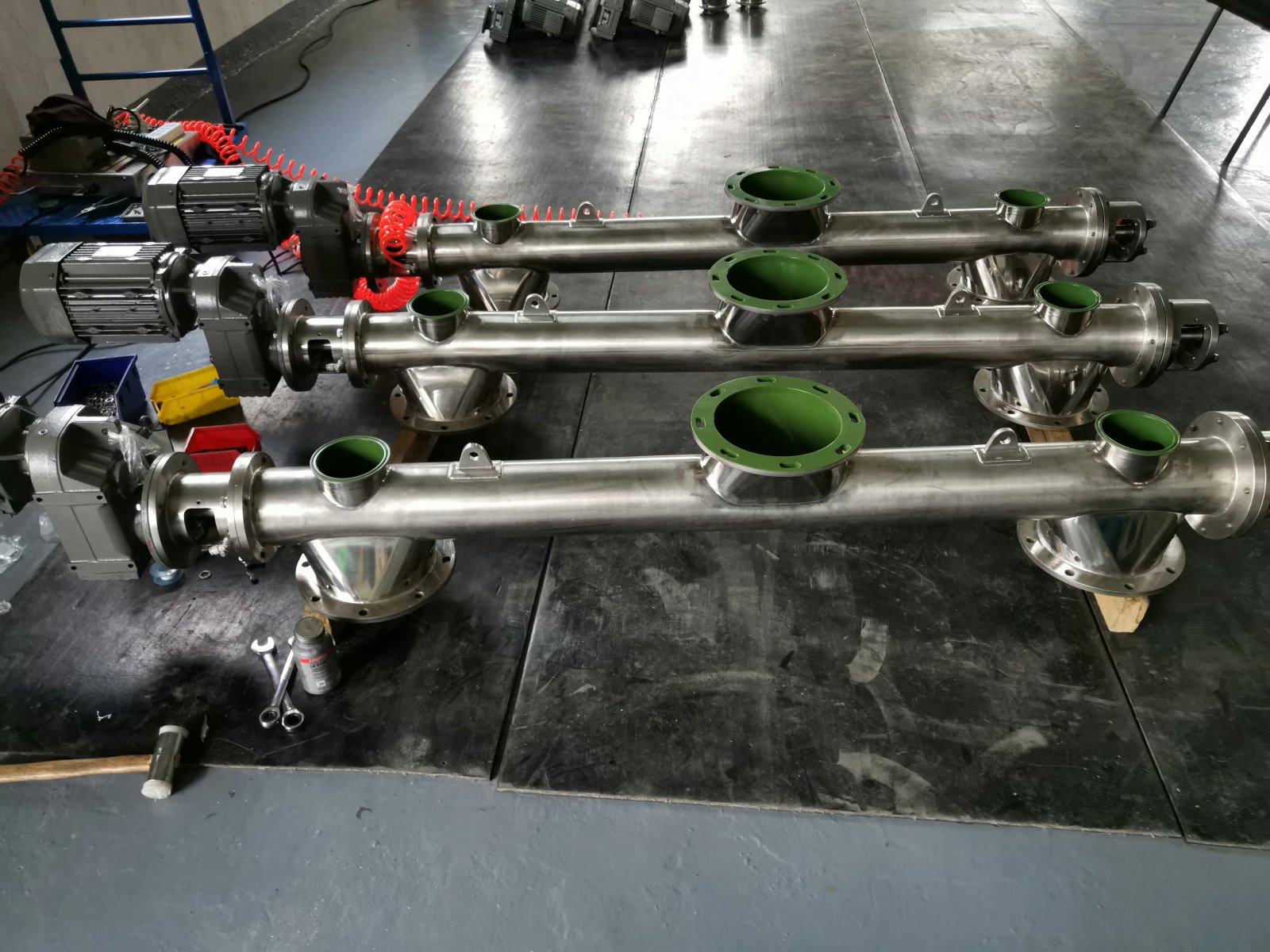 双向螺旋喂料机