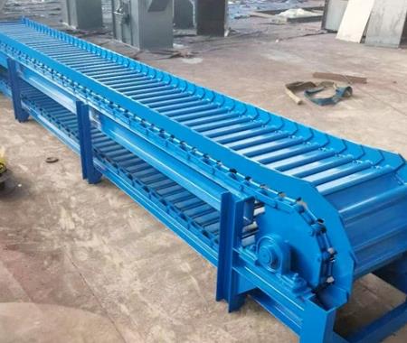 鳞板输送机
