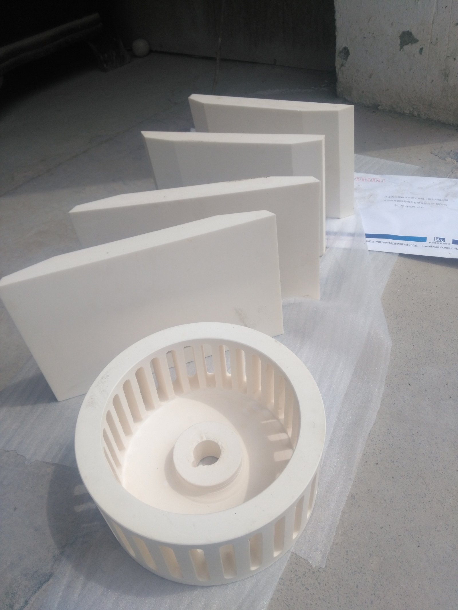 粉碎机陶瓷配件