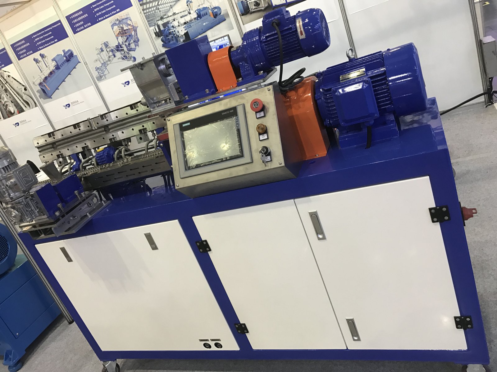 实验室小型机器挤出