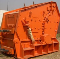 反击式破碎机