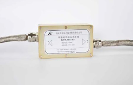 伺服驱动输出滤波器