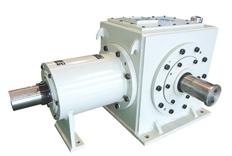 石油钻井转盘用锥齿轮箱