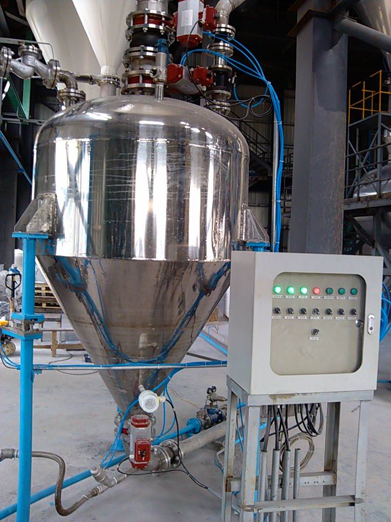 重力入料高压密相发送罐