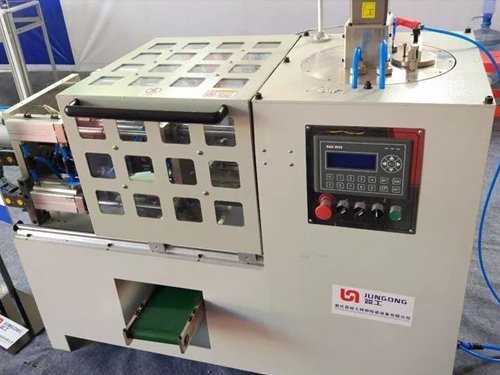 JZR3-01卧式全自动热压铸机