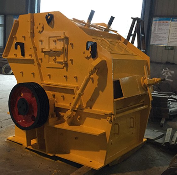 反击式破碎机
