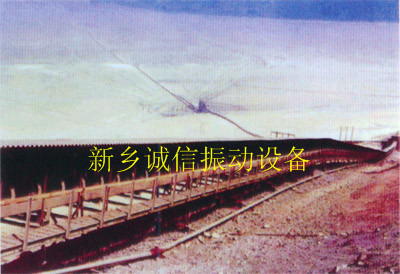 TD75型皮带输送机