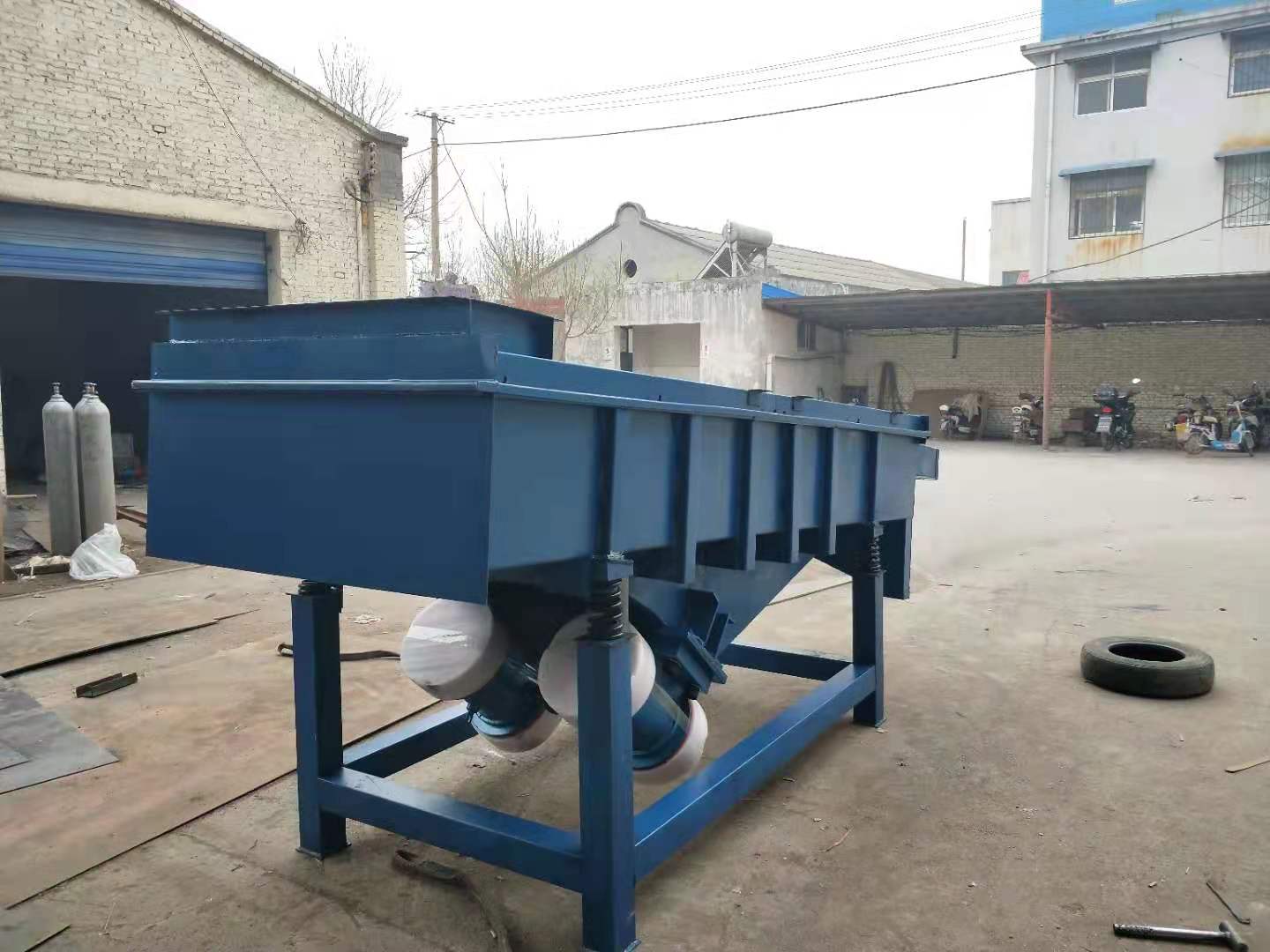 DZSF520食盐直线振动筛