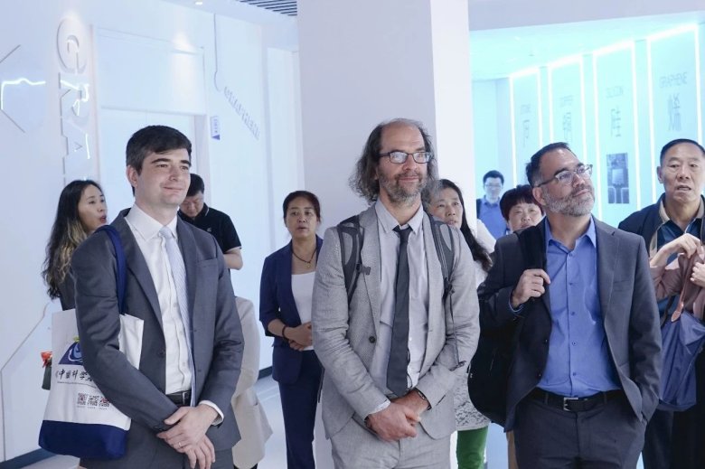 081425_383146_gsdt.jpg 081425_383146_gsdt.jpg