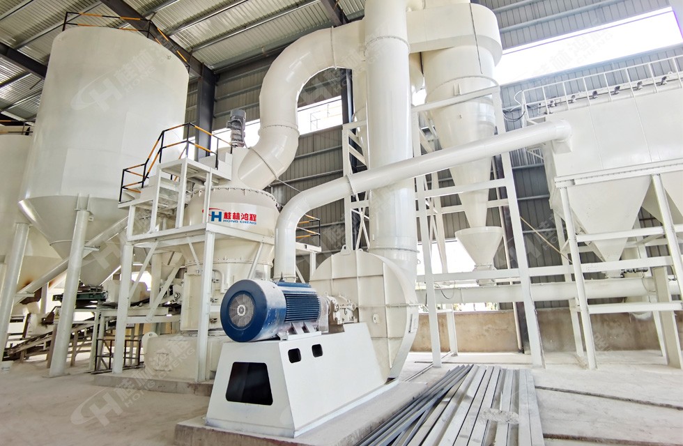 HC1900生产石灰粉设备安徽客户现场图片一