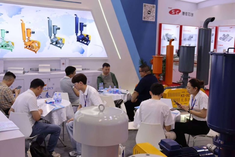 103243_265030_gsdt.jpg 103243_265030_gsdt.jpg