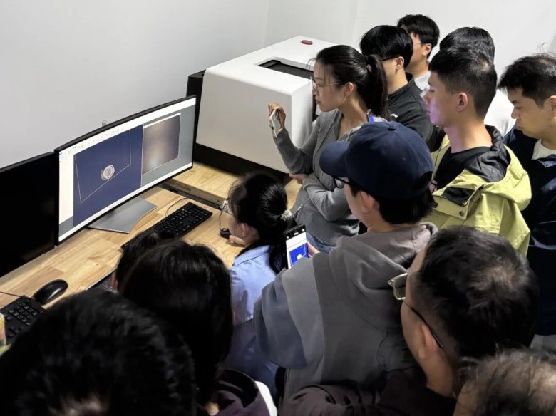 101920_046883_gsdt.jpg 101920_046883_gsdt.jpg