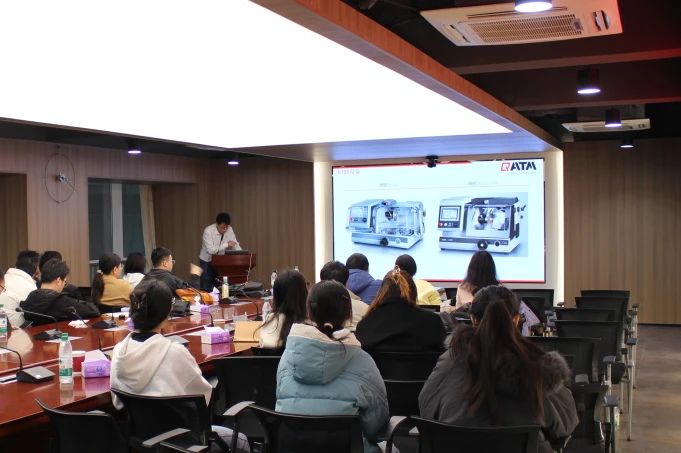 154319_455764_gsdt.jpg 154319_455764_gsdt.jpg