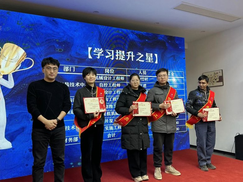 082115_345856_gsdt.jpg 082115_345856_gsdt.jpg