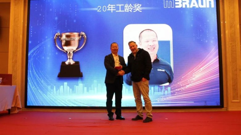 153640_893597_gsdt.jpg 153640_893597_gsdt.jpg