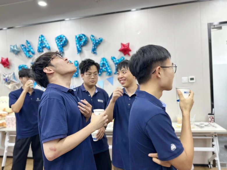 082958_860053_gsdt.jpg 082958_860053_gsdt.jpg