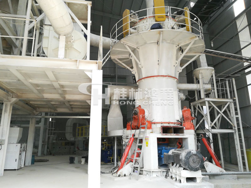 高产出的环保型石灰石磨粉机设备