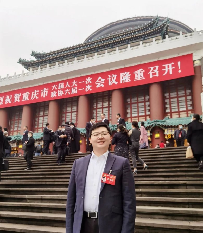 081603_903047_gsdt.jpg 081603_903047_gsdt.jpg