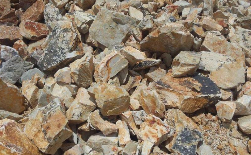 耐火材料原料有哪些?耐材专用磨粉机告诉你 耐火材料原料有哪些?耐材专用磨粉机告诉你