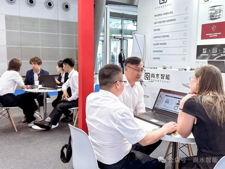 104945_503756_gsdt.jpg 104945_503756_gsdt.jpg