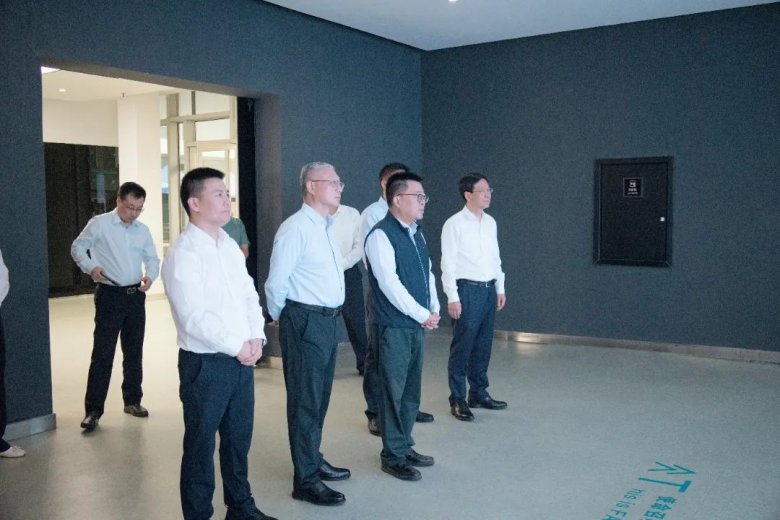 082414_135800_gsdt.jpg 082414_135800_gsdt.jpg