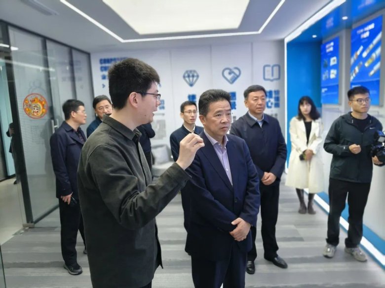 114554_941653_gsdt.png 1.png