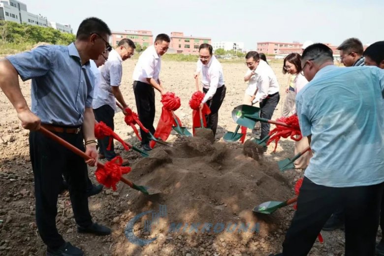 150921_754247_gsdt.jpg 150921_754247_gsdt.jpg