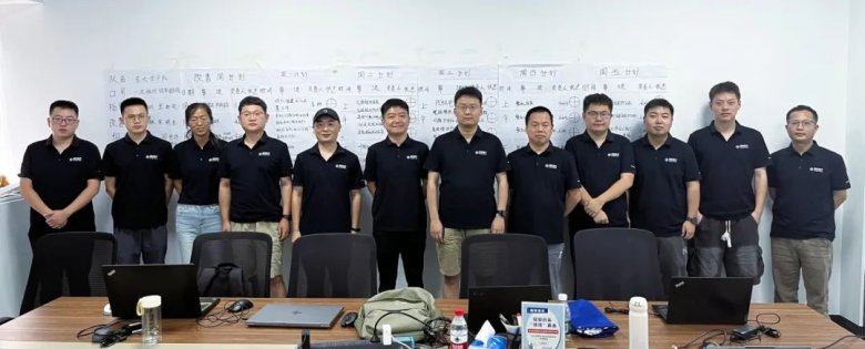 084413_942359_gsdt.jpg 084413_942359_gsdt.jpg