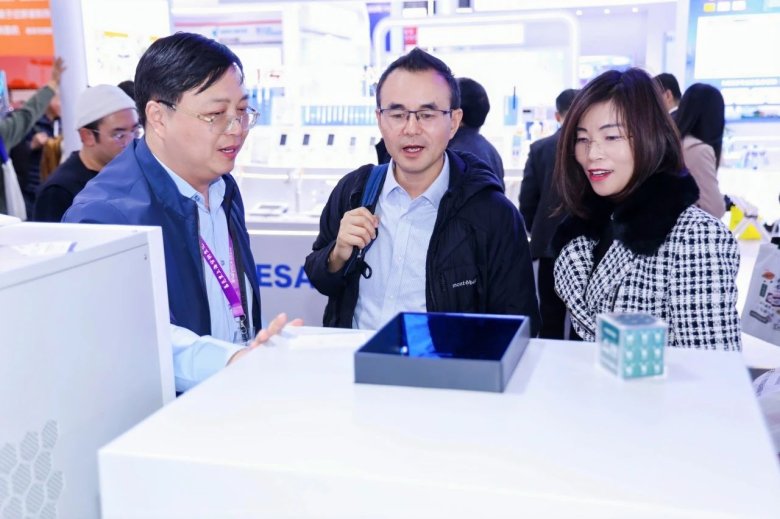 085516_284851_gsdt.jpg 085516_284851_gsdt.jpg