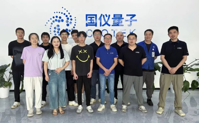 083305_146966_gsdt.jpg 083305_146966_gsdt.jpg