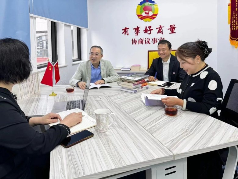 090530_511715_gsdt.jpg 090530_511715_gsdt.jpg