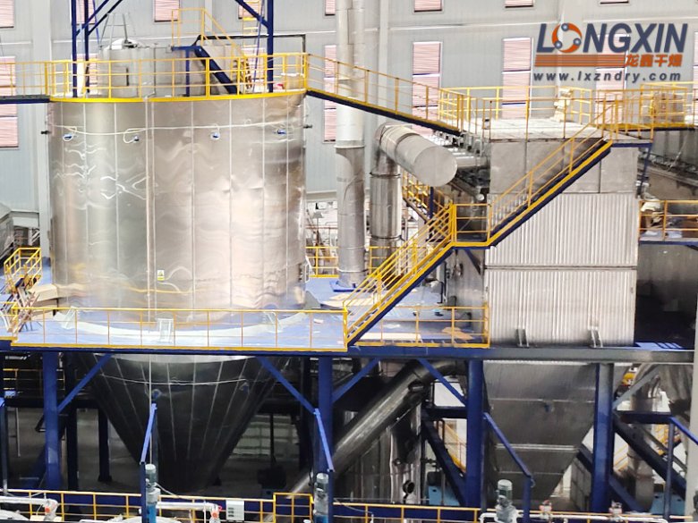 095004_348808_jswz.jpg 2025-08-04 纵跨山海 年产万吨级磷酸铁锂2.jpg