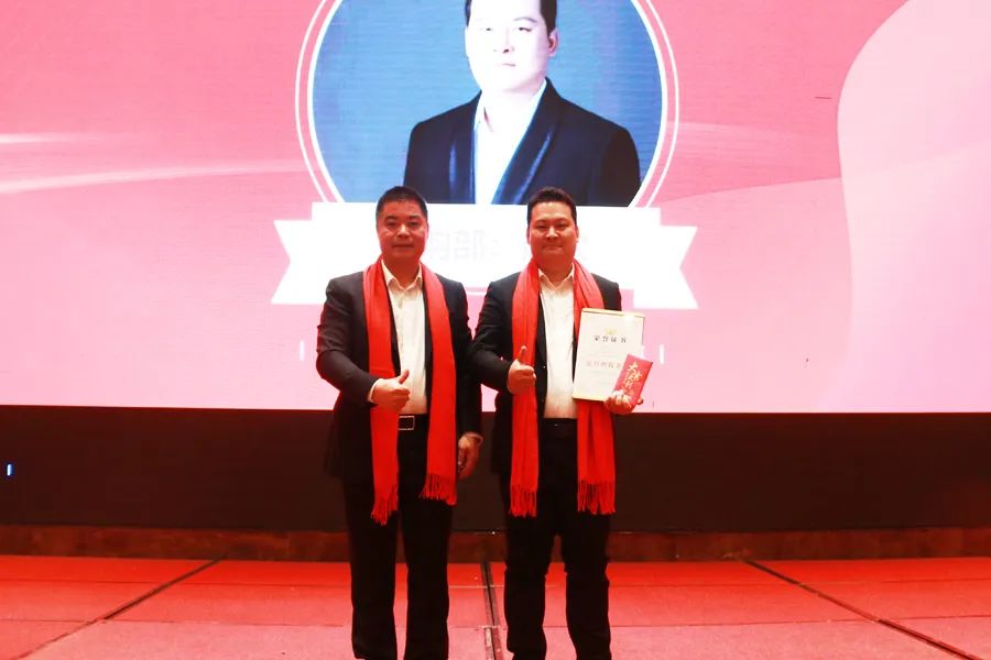 湖南华通粉体设备科技有限公司