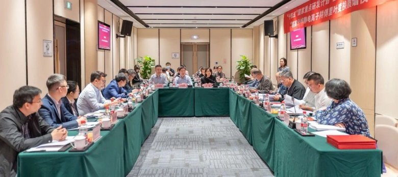 083836_012660_gsdt.jpg 083836_012660_gsdt.jpg