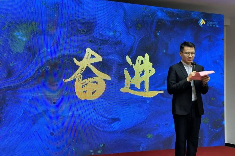 081652_158629_gsdt.jpg 081652_158629_gsdt.jpg