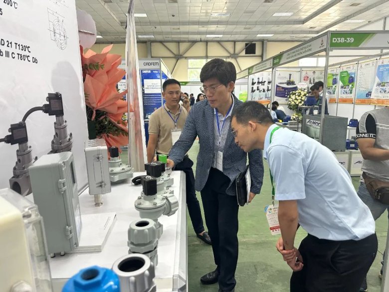 082034_516559_gsdt.jpg 082034_516559_gsdt.jpg