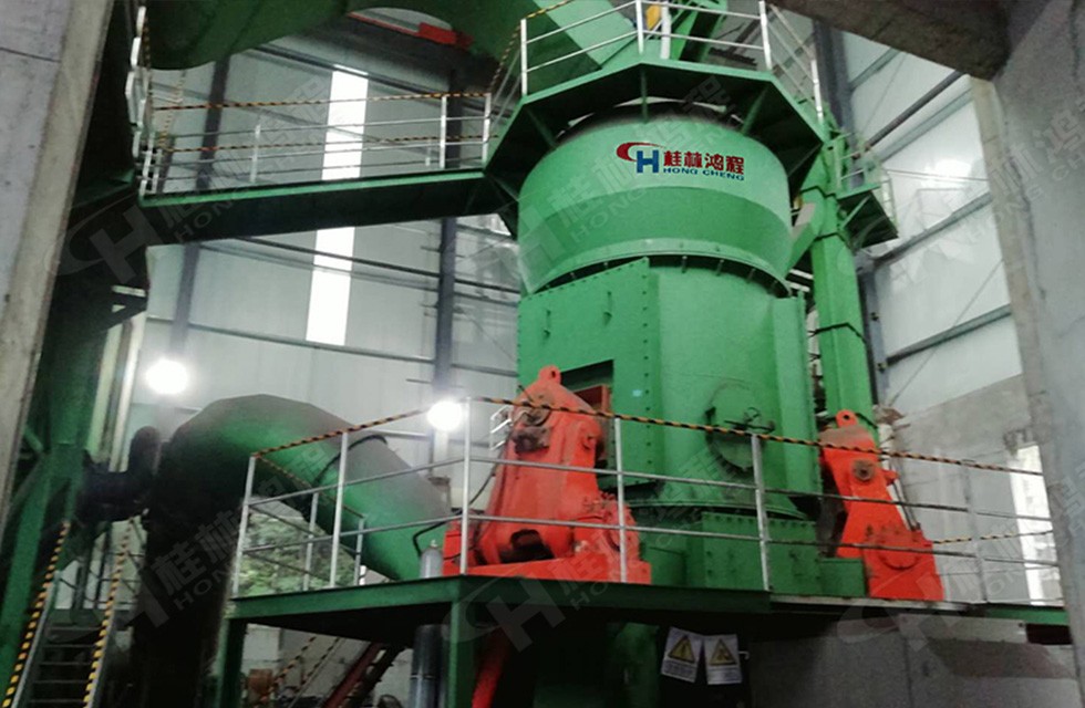 铝矾土雷蒙磨生产商生产立式磨粉机