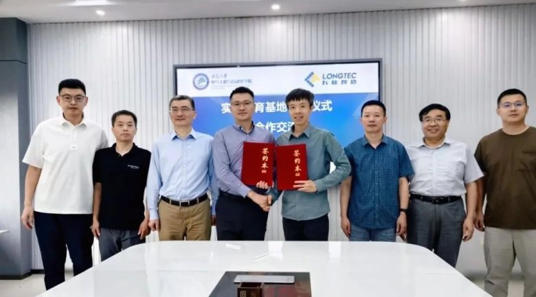 105956_339514_gsdt.jpg 105956_339514_gsdt.jpg