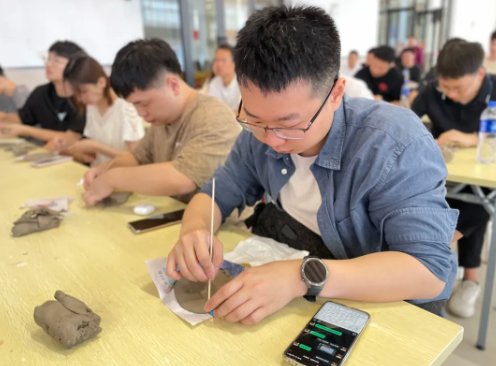 085432_858664_gsdt.png 085432_858664_gsdt.png