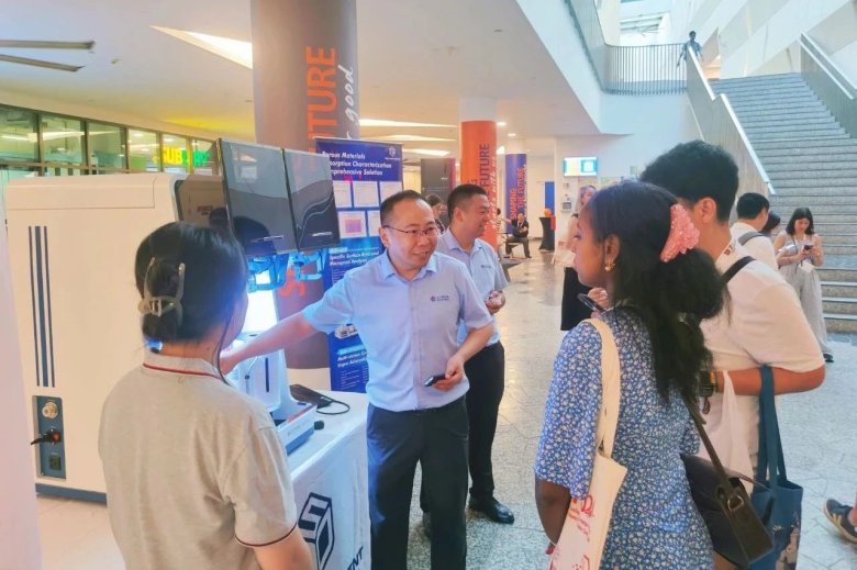 090206_744293_gsdt.jpg 090206_744293_gsdt.jpg