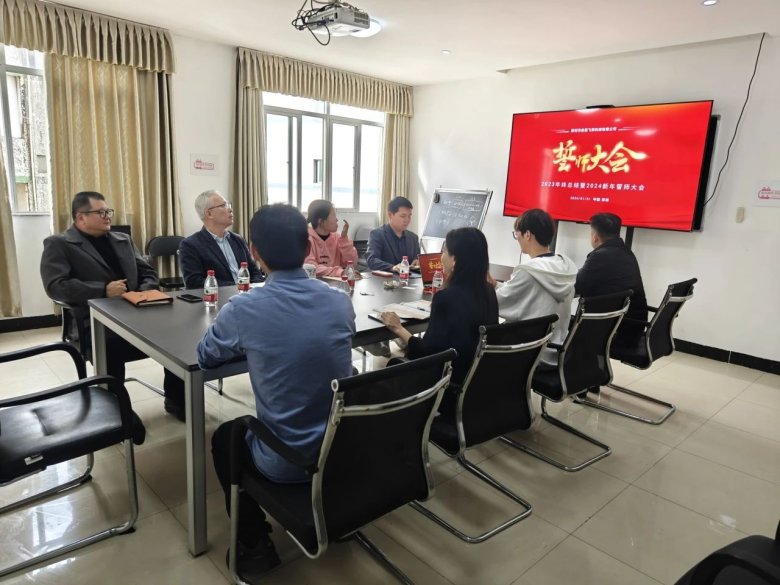 081859_164846_gsdt.jpg 081859_164846_gsdt.jpg