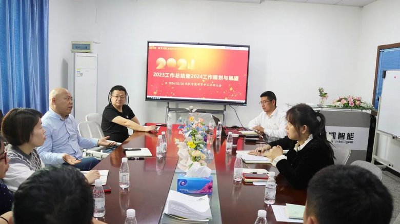 082002_208590_gsdt.jpg 082002_208590_gsdt.jpg