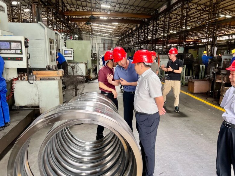 092940_154024_gsdt.jpg 092940_154024_gsdt.jpg