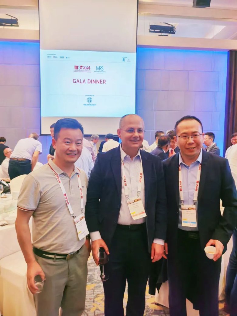 092200_301341_gsdt.jpg 092200_301341_gsdt.jpg